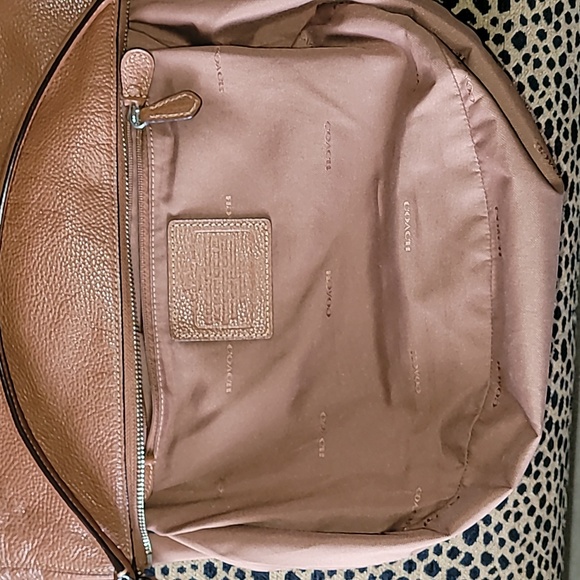 Coach pebbled leather turn lock hobo. Style #36762 - Picture 10 of 16